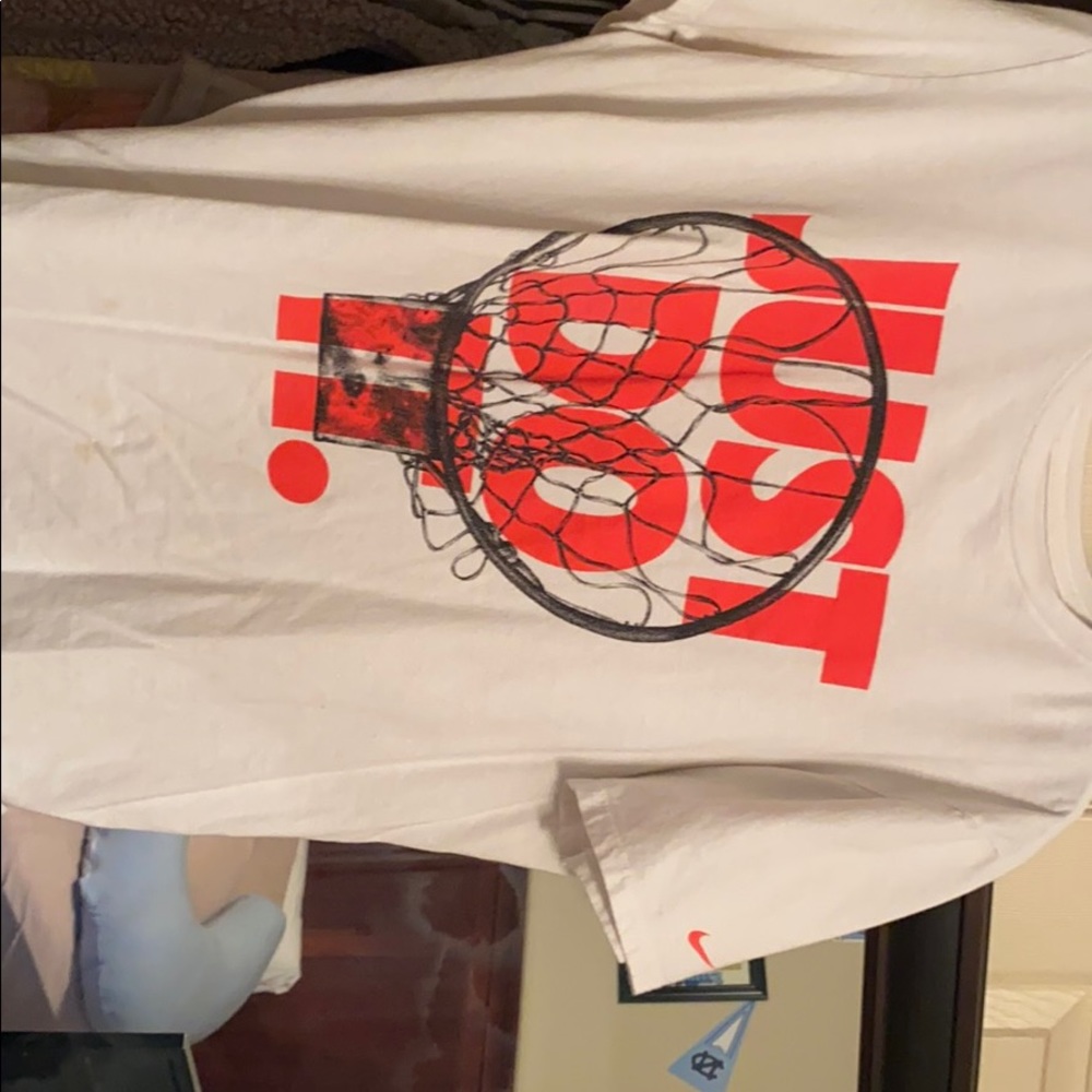 Large Nike tee shirt